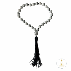 Howlite Hand Mala (27 beads) 8mm